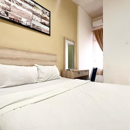 Reddoorz Near Underpass Simpang Patal Palembang Hotel Exterior foto